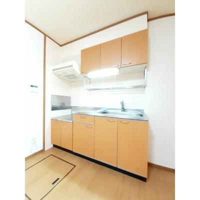セレッソヒルズ 101【管理NO：1-010526801-01010】 ★家具家電は申し込み後に搬入しますの物件写真3
