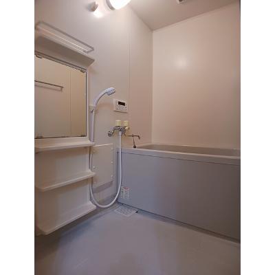 エスポワール 102【管理NO：1-007023601-01020】 ★家具家電は申し込み後に搬入しますの物件写真4