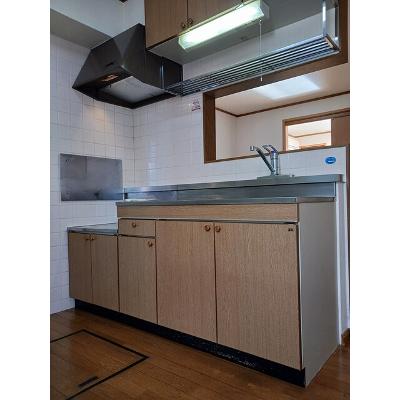 パルテノン吉藤Ｃ 101【管理NO：1-006724303-01010】 ★家具家電は申し込み後に搬入しますの物件写真3