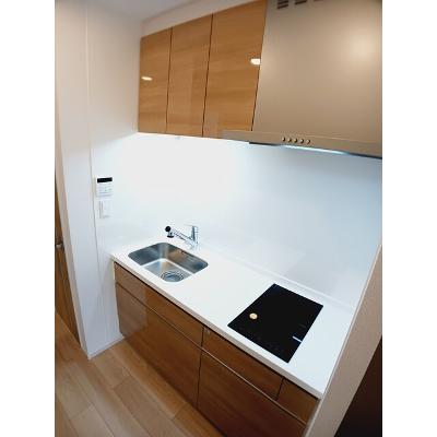 クルール 305【管理NO：1-027926501-03050】 ★家具家電は申し込み後に搬入します★の物件写真3