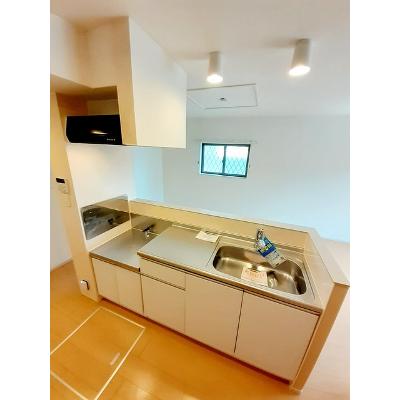 グランハピネス　Ⅴ 103【管理NO：1-020281905-01030】 ★家具家電は申し込み後に搬入しますの物件写真3