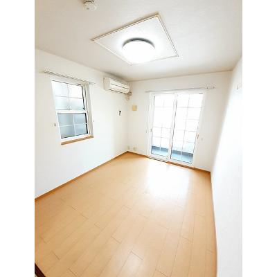 ゴールデン・リリィＣ 102【管理NO：1-015240701-01020】 ★家具家電は申し込み後に搬入しますの物件写真2
