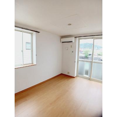 リバージュハイツ　Ⅱ 201【管理NO：1-012634301-02010】 ★家具家電は申し込み後に搬入しますの物件写真2