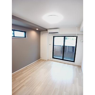 サイカス新屋敷 301【管理NO：1-028478701-03010】 ★家具家電は申し込み後に搬入します★の物件写真2