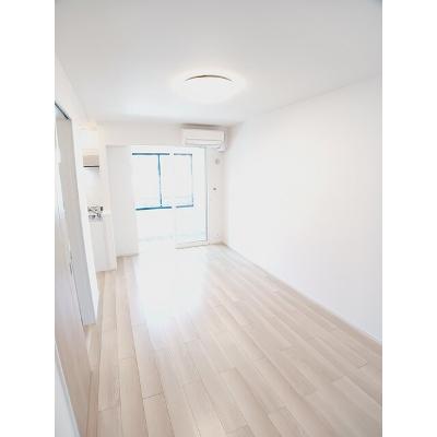 メゾンドラフォーレリーヴル　Ⅲ 203【管理NO：1-028314901-02030】 ★家具家電は申し込み後に搬入しますの物件写真2