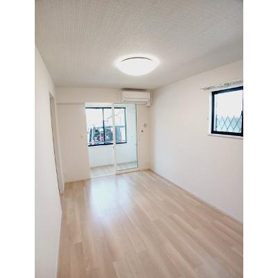 メゾンドラフォーレリーヴル　Ⅲ 105【管理NO：1-028314901-01050】 ★家具家電は申し込み後に搬入しますの物件写真2