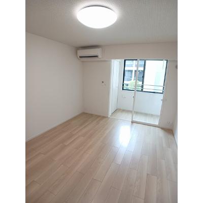 コロレ宝永町 204【管理NO：1-028300901-02040】 ★家具家電は申し込み後に搬入しますの物件写真2