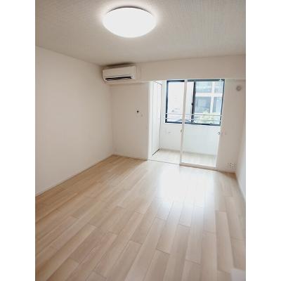 コロレ宝永町 203【管理NO：1-028300901-02030】 ★家具家電は申し込み後に搬入します★の物件写真2