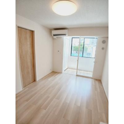 コロレ宝永町 102【管理NO：1-028300901-01020】 ★家具家電は申し込み後に搬入します★の物件写真2