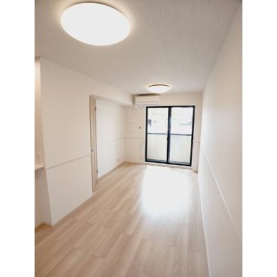 Ｌｕｎａ＆Ｌａ（ルナアンドラ） 102【管理NO：1-028284901-01020】 ★家具家電は申し込み後に搬入します 2026年09月下旬入居可能の物件写真2