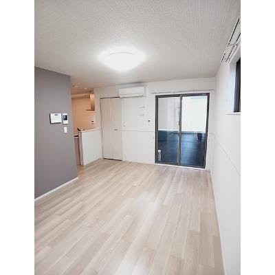 Ｖｉｌｌａ　Ｐｕｒｕｍｉｅ 102【管理NO：1-028133701-01020】 ★家具家電は申し込み後に搬入しますの物件写真2