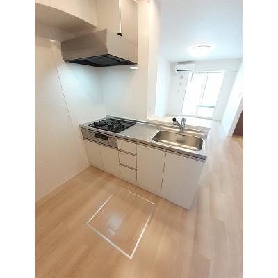 紫陽花・Ⅶ 103【管理NO：1-025774402-01030】 ★家具家電は申し込み後に搬入しますの物件写真3