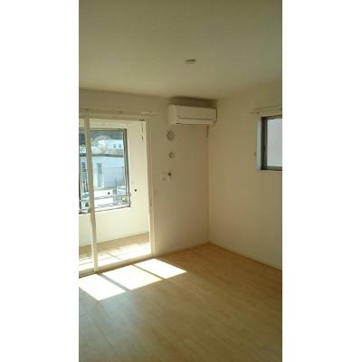 ローレンスハイツⅢ 101【管理NO：1-024125901-01010】 ★家具家電は申し込み後に搬入します 2026年08月中旬入居可能の物件写真2