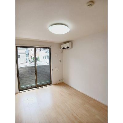 メゾンコリーヌ 102【管理NO：1-021182701-01020】 ★家具家電は申し込み後に搬入しますの物件写真2