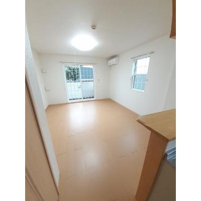 キアラ 104【管理NO：1-016862001-01040】 ★家具家電は申し込み後に搬入します★の物件写真2
