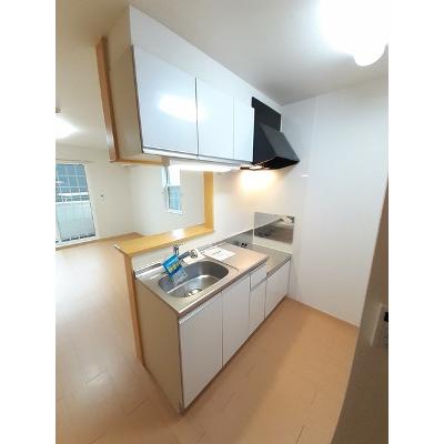 キアラ 104【管理NO：1-016862001-01040】 ★家具家電は申し込み後に搬入します★の物件写真3