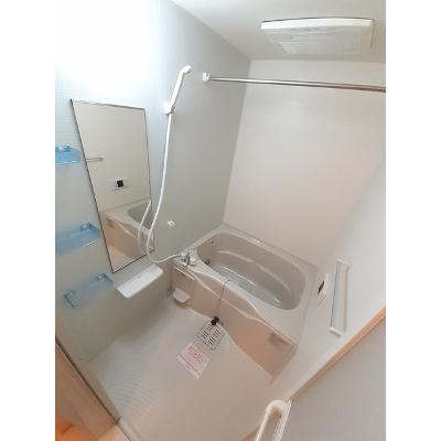 キアラ 104【管理NO：1-016862001-01040】 ★家具家電は申し込み後に搬入します★の物件写真4