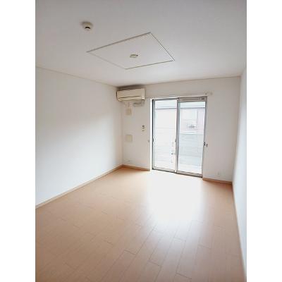 セゾン　ジェルメ　Ⅱ 202【管理NO：1-016733901-02020】 ★家具家電は申し込み後に搬入しますの物件写真2