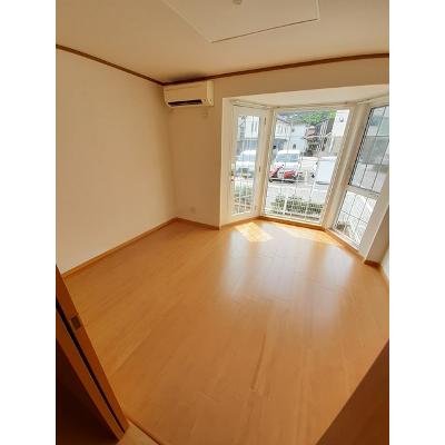 ハートフル 101【管理NO：1-007867301-01010】 ★家具家電は申し込み後に搬入しますの物件写真2