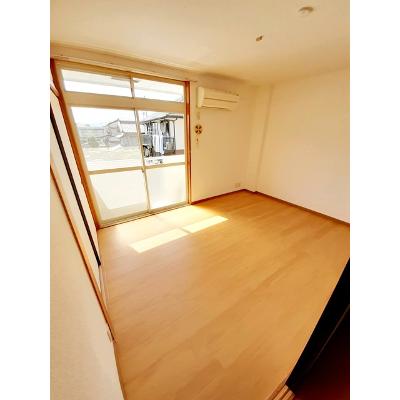 エルディム介良 202【管理NO：1-004515401-02020】 ★家具家電は申し込み後に搬入しますの物件写真2