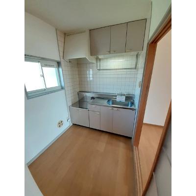 エルディム介良 202【管理NO：1-004515401-02020】 ★家具家電は申し込み後に搬入しますの物件写真3