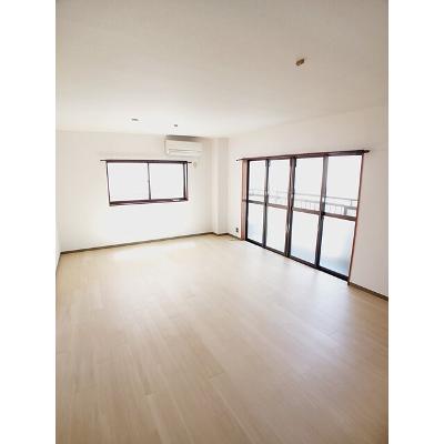 メゾン山崎 202【管理NO：1-004443301-02020】 ★家具家電は申し込み後に搬入しますの物件写真2