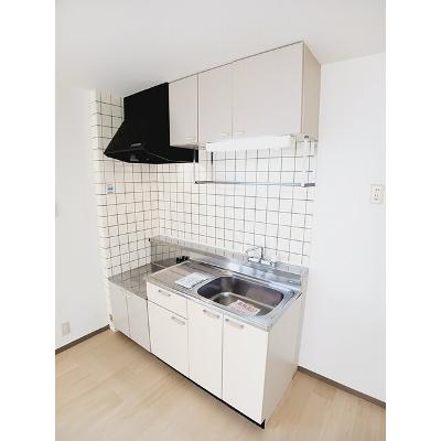 メゾン山崎 202【管理NO：1-004443301-02020】 ★家具家電は申し込み後に搬入しますの物件写真3