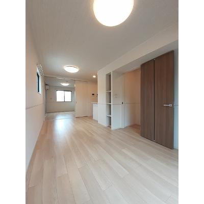 クレメント 101【管理NO：1-027507401-01010】 ★家具家電は申し込み後に搬入します 2026年09月上旬入居可能の物件写真2