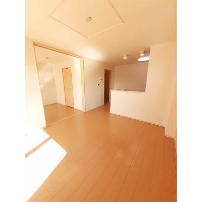 サウスエイト 202【管理NO：1-019917201-02020】 ★家具家電は申し込み後に搬入します★の物件写真2