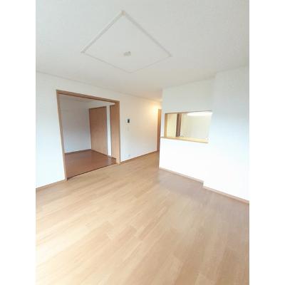 Ｔｏｗａ 102【管理NO：1-014158501-01020】 ★家具家電は申し込み後に搬入します★の物件写真2
