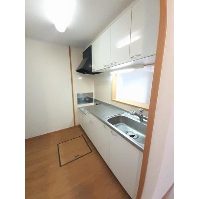 Ｔｏｗａ 102【管理NO：1-014158501-01020】 ★家具家電は申し込み後に搬入します★の物件写真3