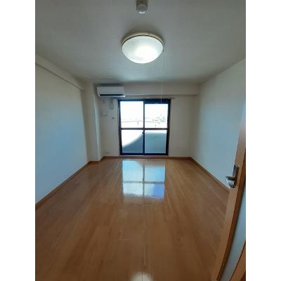 ニューメゾン森安 403【管理NO：1-012734101-04030】 ★家具家電は申し込み後に搬入します★の物件写真2