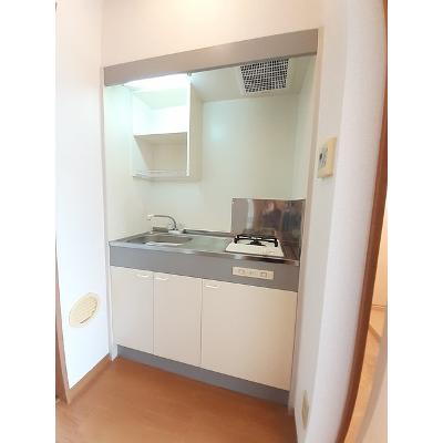 ミレニアムハイツ 210【管理NO：1-010077201-02080】 ★家具家電は申し込み後に搬入します★の物件写真3