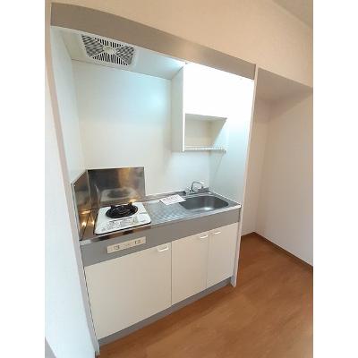 サンライズ富田 101【管理NO：1-009565301-01010】 ★家具家電は申し込み後に搬入します★の物件写真3