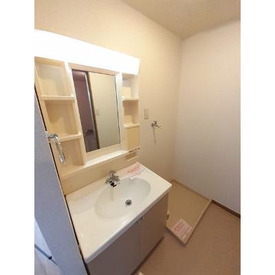 サンライズ富田 101【管理NO：1-009565301-01010】 ★家具家電は申し込み後に搬入します★の物件写真6