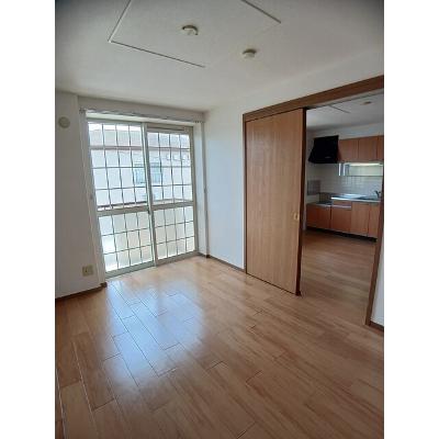 楓 202【管理NO：1-009325002-02020】 ★家具家電は申し込み後に搬入します★の物件写真2