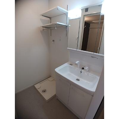 スリール 101【管理NO：1-027949701-01010】 ★家具家電は申し込み後に搬入します 2026年07月上旬入居可能の物件写真6