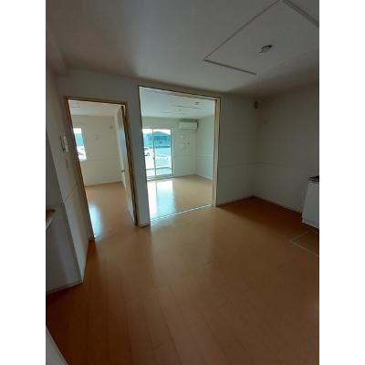 サンフラワー 105【管理NO：1-020560501-01040】 ★家具家電は申し込み後に搬入します 2026年08月上旬入居可能の物件写真2