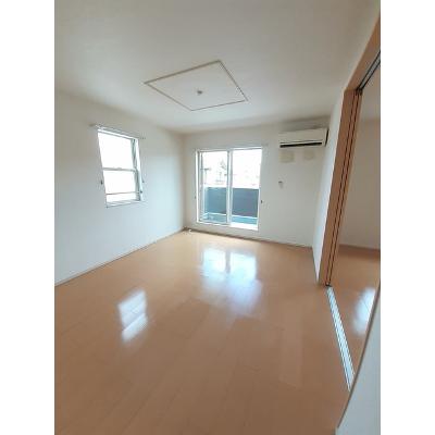 ライツェント・シックⅠ 201【管理NO：1-017607901-02010】 ★家具家電は申し込み後に搬入します 2026年07月中旬入居可能の物件写真2