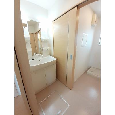 ライツェント・シックⅠ 201【管理NO：1-017607901-02010】 ★家具家電は申し込み後に搬入します 2026年07月中旬入居可能の物件写真6