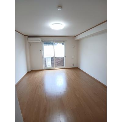 ｏＡｚｏ　Ａ棟 102【管理NO：1-012421101-01020】 ★家具家電は申し込み後に搬入します★の物件写真2