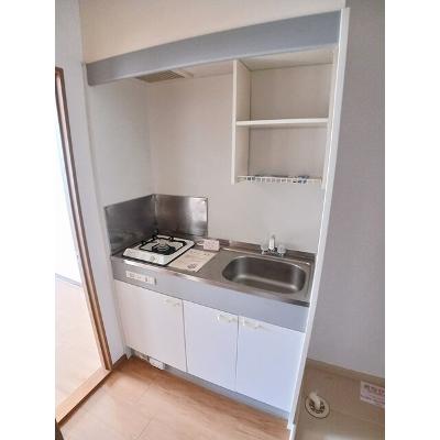 セイバー浜野 203【管理NO：1-007359501-02030】 ★家具家電は申し込み後に搬入します★の物件写真3