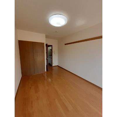 セイバー浜野 105【管理NO：1-007359501-01040】 ★家具家電は申し込み後に搬入します★ ★2026年11月中旬入居可能★の物件写真2