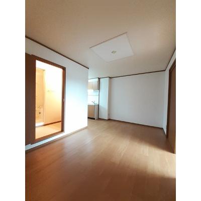 ワールドハピネスＡ 202【管理NO：1-011810501-02020】 ★家具家電は申し込み後に搬入します★の物件写真2