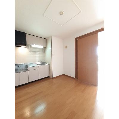 エルディムはるかぜ 205【管理NO：1-007533001-02040】 ★家具家電は申し込み後に搬入します★の物件写真2