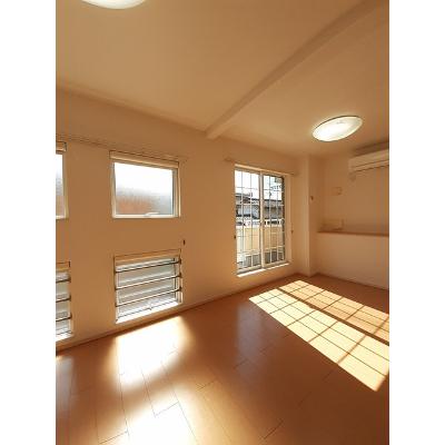 カーサ・ベアーレＡ 201【管理NO：1-018442601-02010】 ★家具家電は申し込み後に搬入します★の物件写真2
