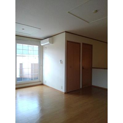 サンペスカⅢ 202【管理NO：1-012065503-02020】 ★家具家電は申し込み後に搬入します★の物件写真2