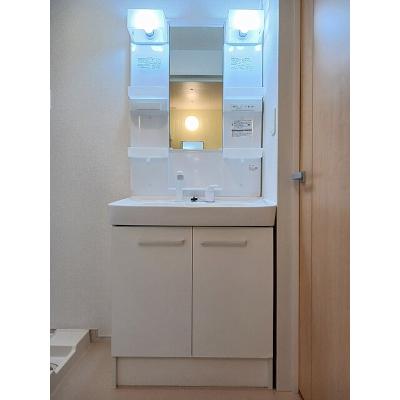 フラワー松崎 201【管理NO：1-021565801-02010】 ★家具家電は申し込み後に搬入します★の物件写真6
