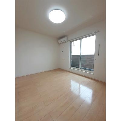 イル・ヴィラージュ 205【管理NO：1-021547601-02040】 ★家具家電は申し込み後に搬入しますの物件写真2