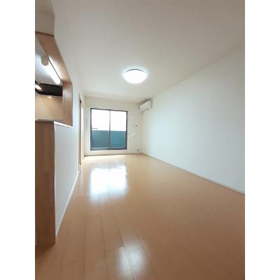 リバーサイド２ 305【管理NO：1-019441701-03040】 ★家具家電は申し込み後に搬入します★の物件写真2
